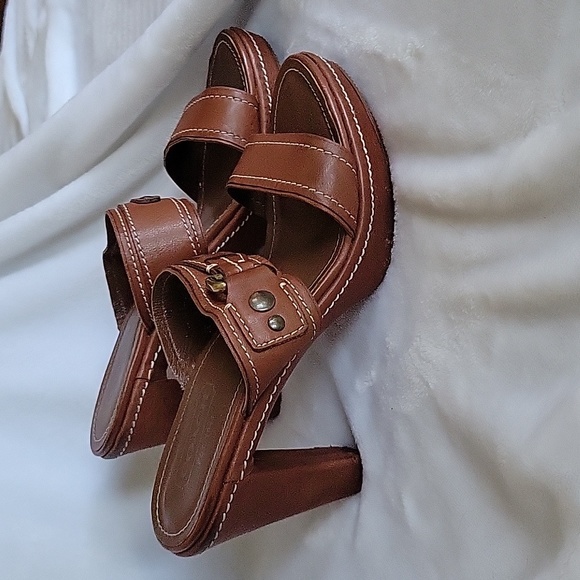 Coach Sandals - Picture 1 of 4